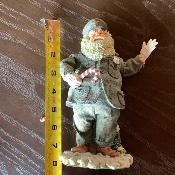 Vintage Policeman Santa 1991 Hamilton Gifts “ The Policeman ” figurine Christmas - Picture 5 of 6